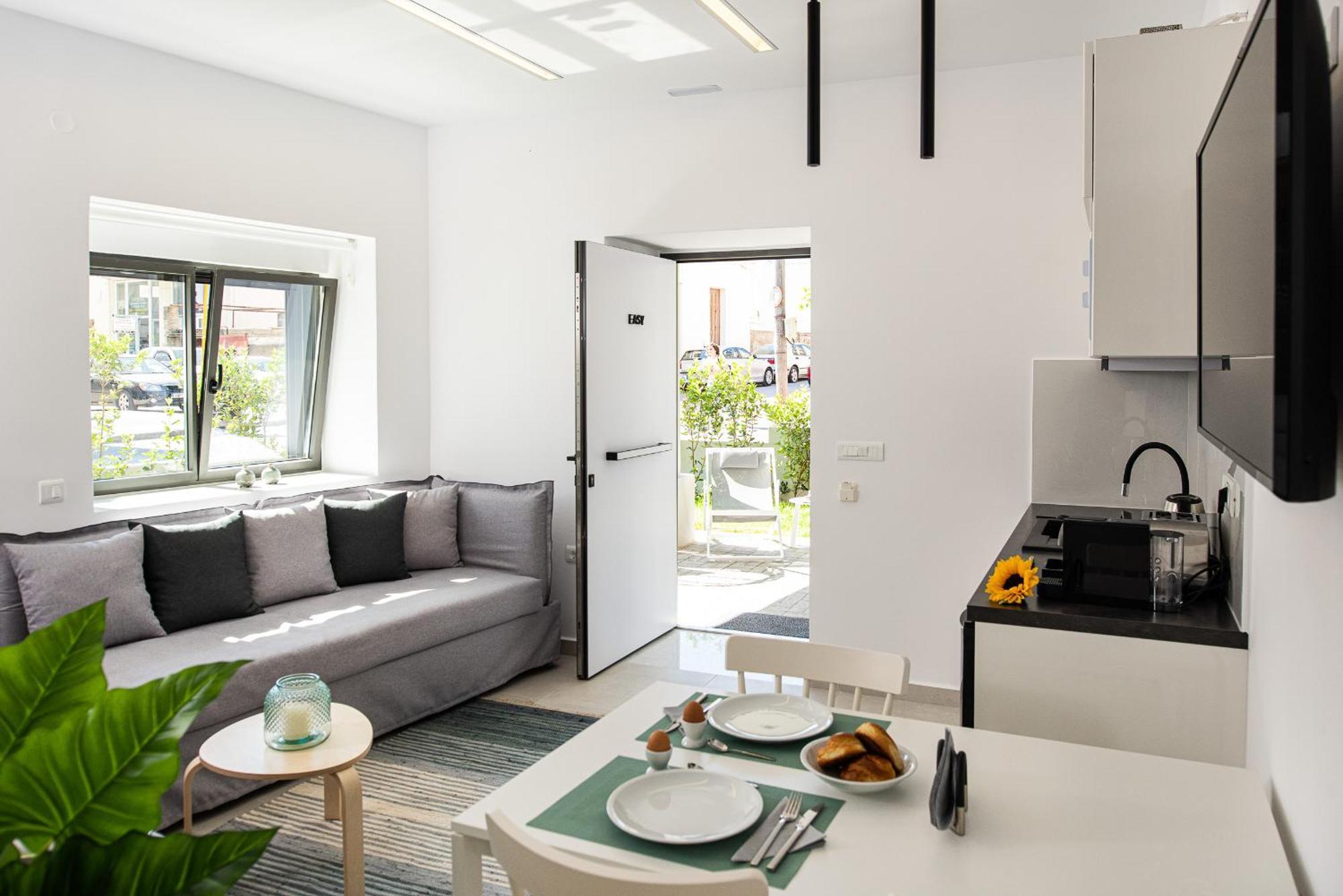Cozy Corner Luxury Apartments خانيا الغرفة الصورة